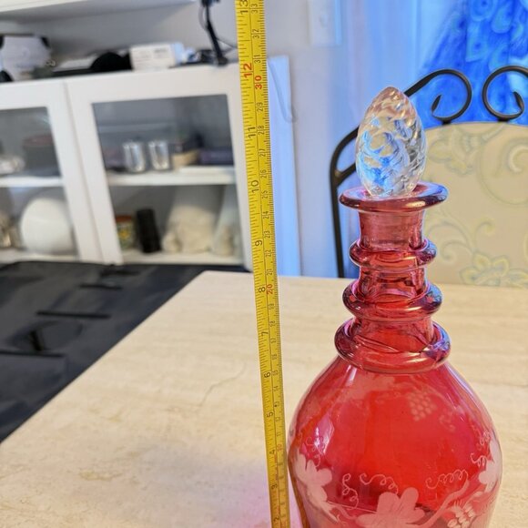 Victorian Dip Moulded Engraved Ruby Glass Decanter With Stopper - Picture 8 of 12